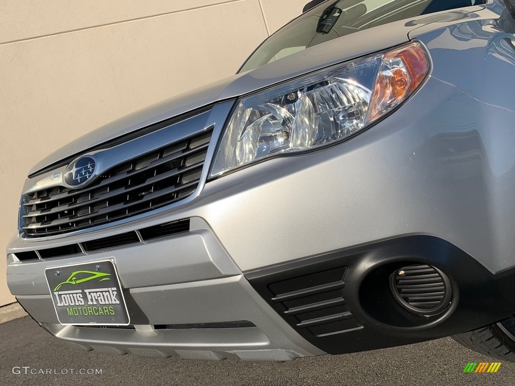 2010 Forester 2.5 X Premium - Steel Silver Metallic / Black photo #20
