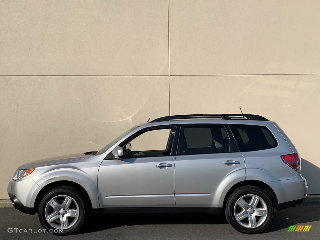 2010 Forester 2.5 X Premium - Steel Silver Metallic / Black photo #73