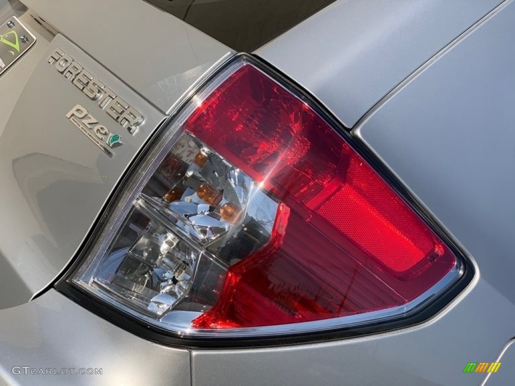 2010 Forester 2.5 X Premium - Steel Silver Metallic / Black photo #95