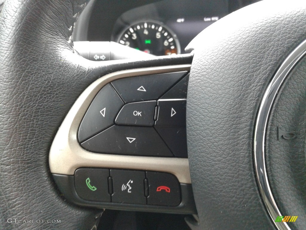2016 Jeep Renegade Limited Black Steering Wheel Photo #138591939