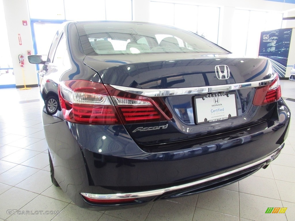 2017 Accord LX Sedan - Obsidian Blue Pearl / Gray photo #9