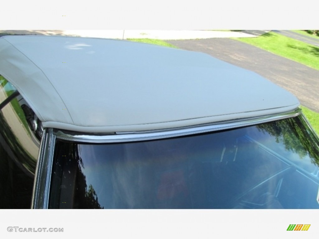 1975 Corvette Stingray Convertible - Classic White / Dark Oxblood photo #25
