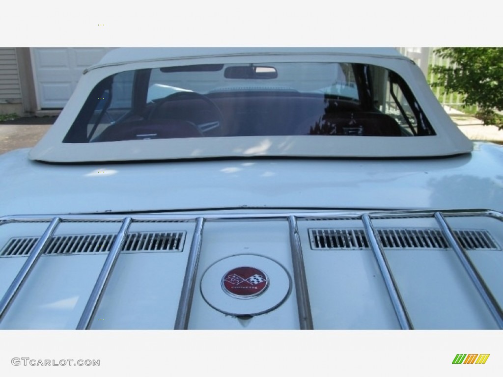 1975 Corvette Stingray Convertible - Classic White / Dark Oxblood photo #28
