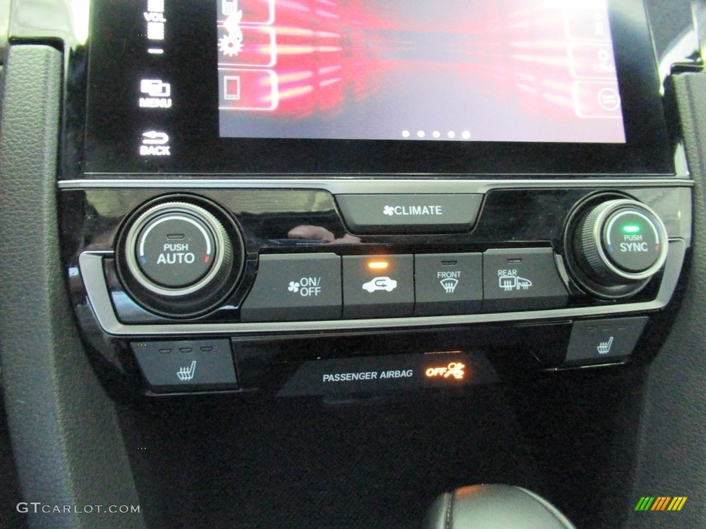 2018 Honda Civic Sport Touring Hatchback Controls Photo #138599106