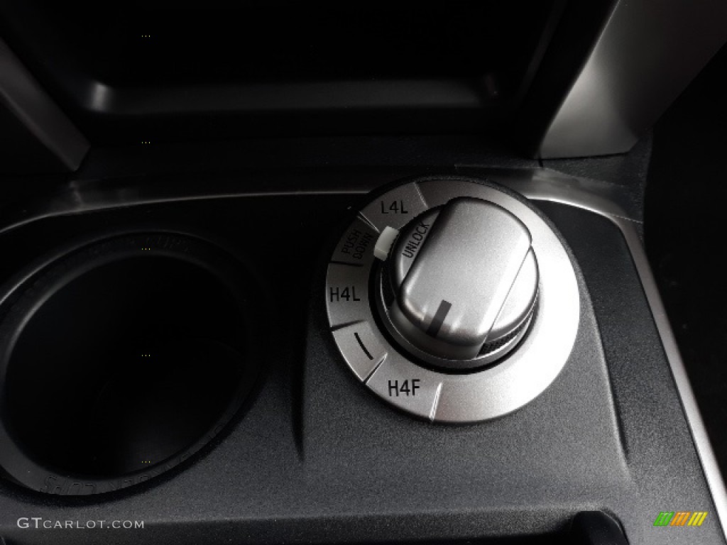 2020 4Runner Limited 4x4 - Midnight Black Metallic / Black photo #19