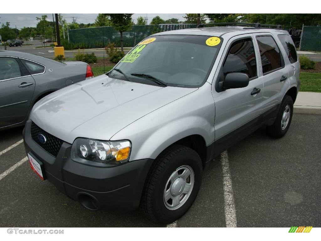 Silver Metallic Ford Escape