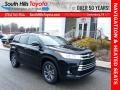 2019 Midnight Black Metallic Toyota Highlander XLE AWD  photo #1