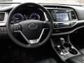 2019 Midnight Black Metallic Toyota Highlander XLE AWD  photo #3