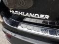 2019 Midnight Black Metallic Toyota Highlander XLE AWD  photo #53