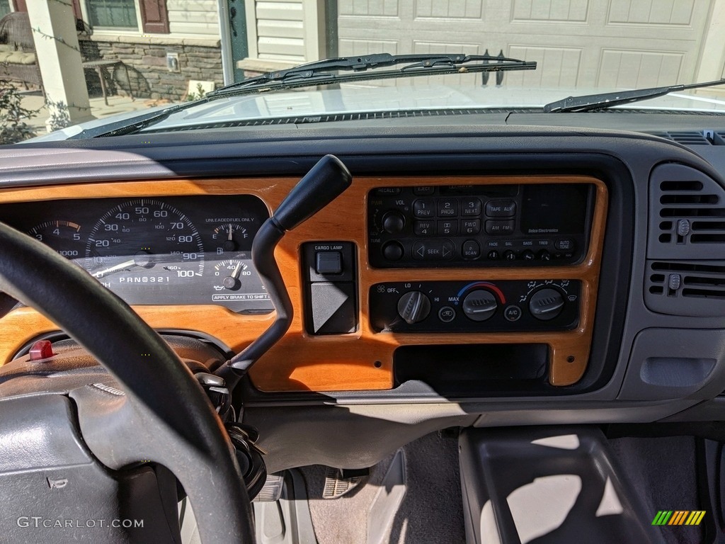 1995 C/K C1500 Extended Cab - White / Gray photo #2