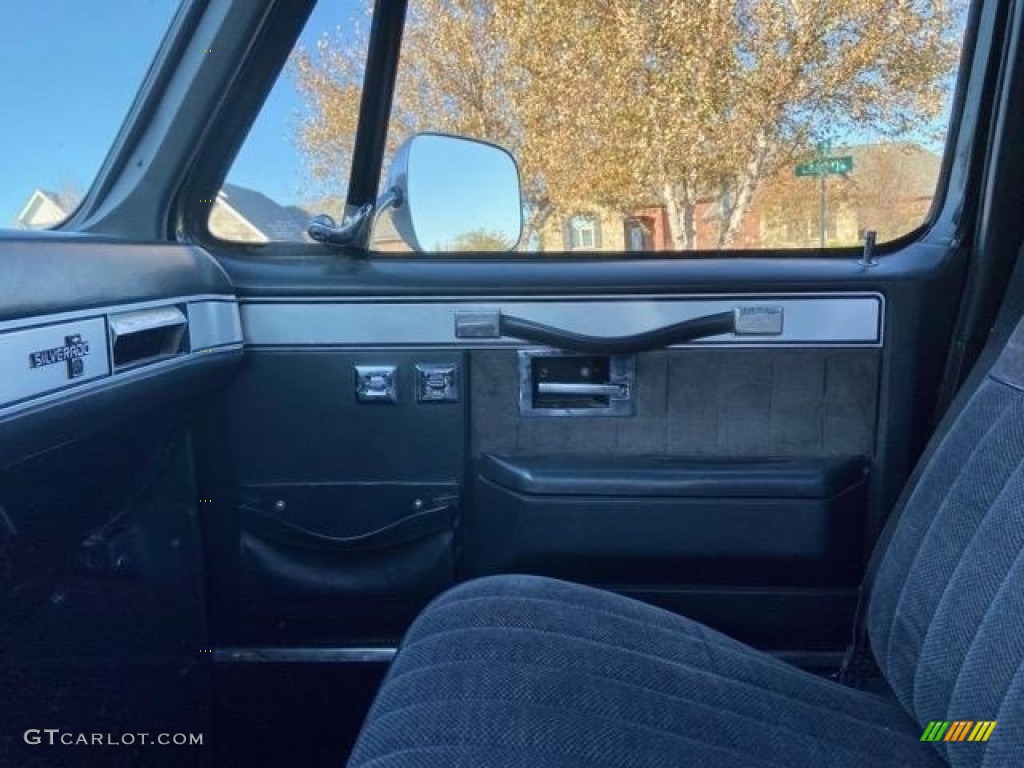 1987 Chevrolet C/K V10 Silverado Regular Cab 4x4 Charcoal Door Panel Photo #138614082