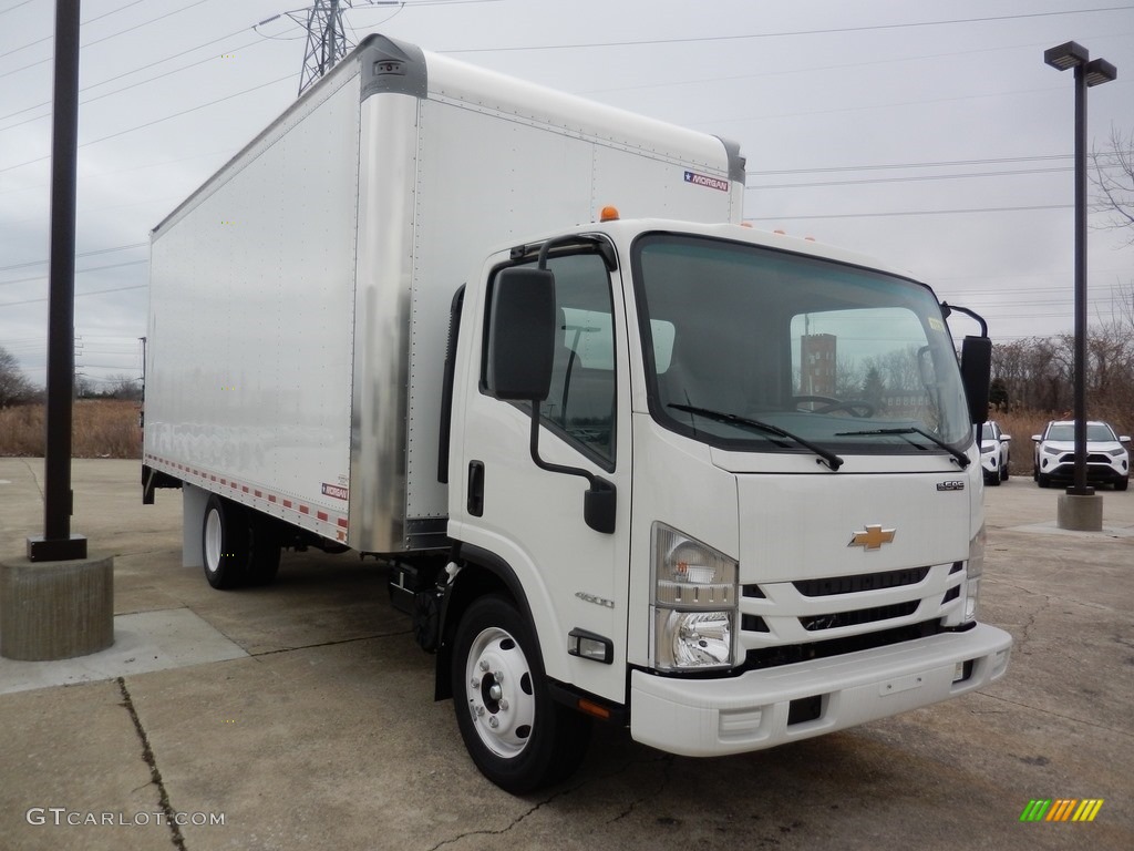 2019 Low Cab Forward 4500 Moving Truck - Arctic White / Pewter photo #3