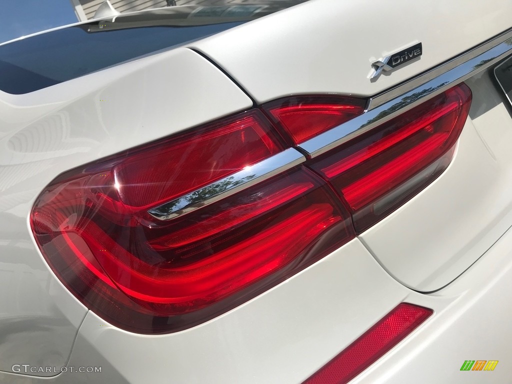 2016 7 Series 750i xDrive Sedan - Mineral White Metallic / Ivory White photo #104