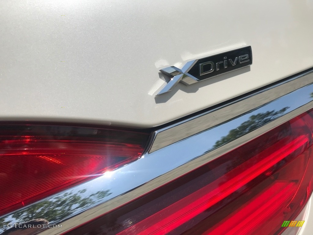 2016 7 Series 750i xDrive Sedan - Mineral White Metallic / Ivory White photo #106