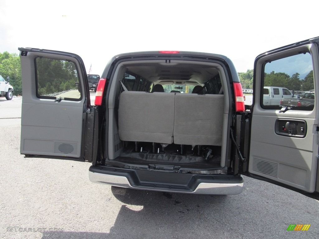 2013 Express LT 3500 Passenger Van - Black / Medium Pewter photo #33