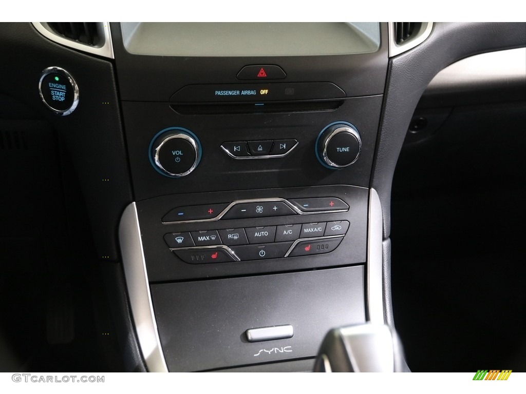 2017 Edge SEL AWD - White Gold Metallic / Ebony photo #13