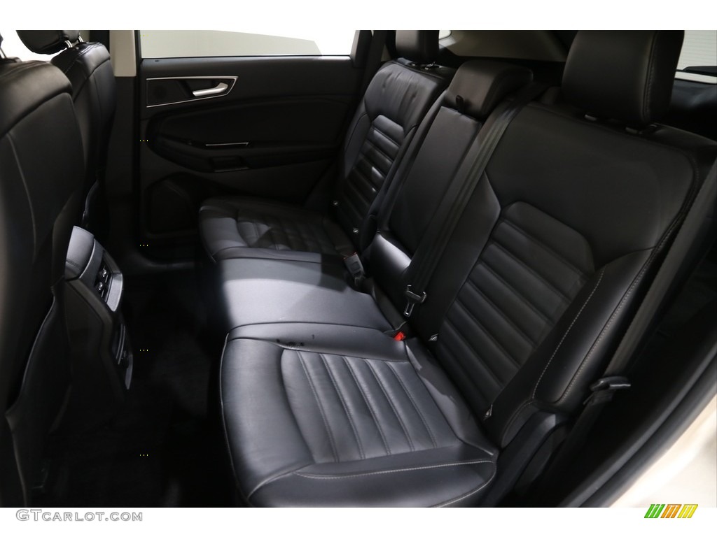 2017 Edge SEL AWD - White Gold Metallic / Ebony photo #18