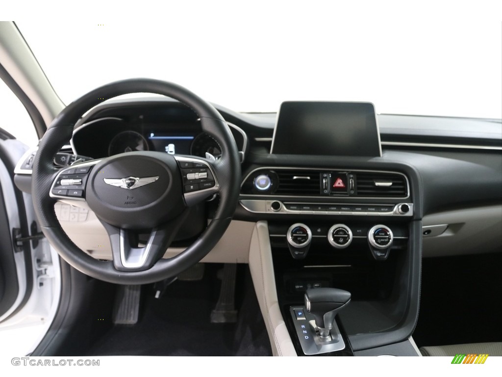 2019 Hyundai Genesis G70 RWD Beige Dashboard Photo #138619650