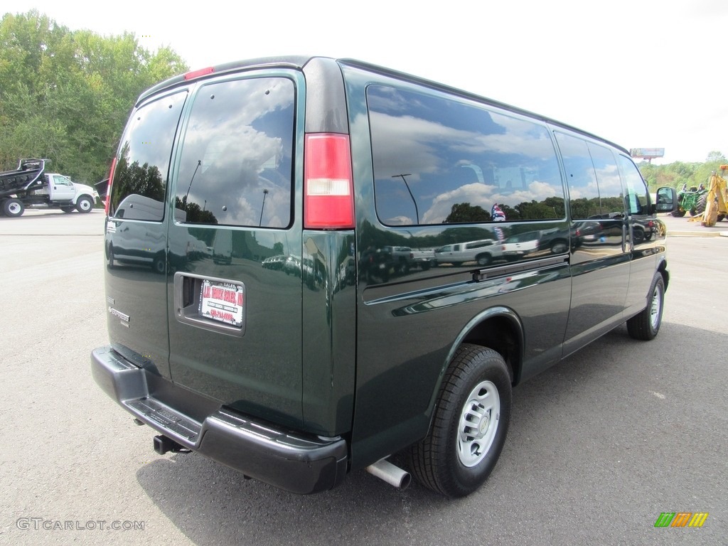 2010 Express LS 3500 Extended Passenger Van - Dark Green Metallic / Neutral photo #3