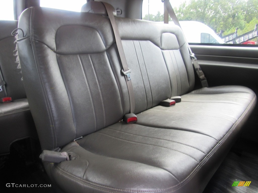 2010 Chevrolet Express LS 3500 Extended Passenger Van Rear Seat Photo #138619999