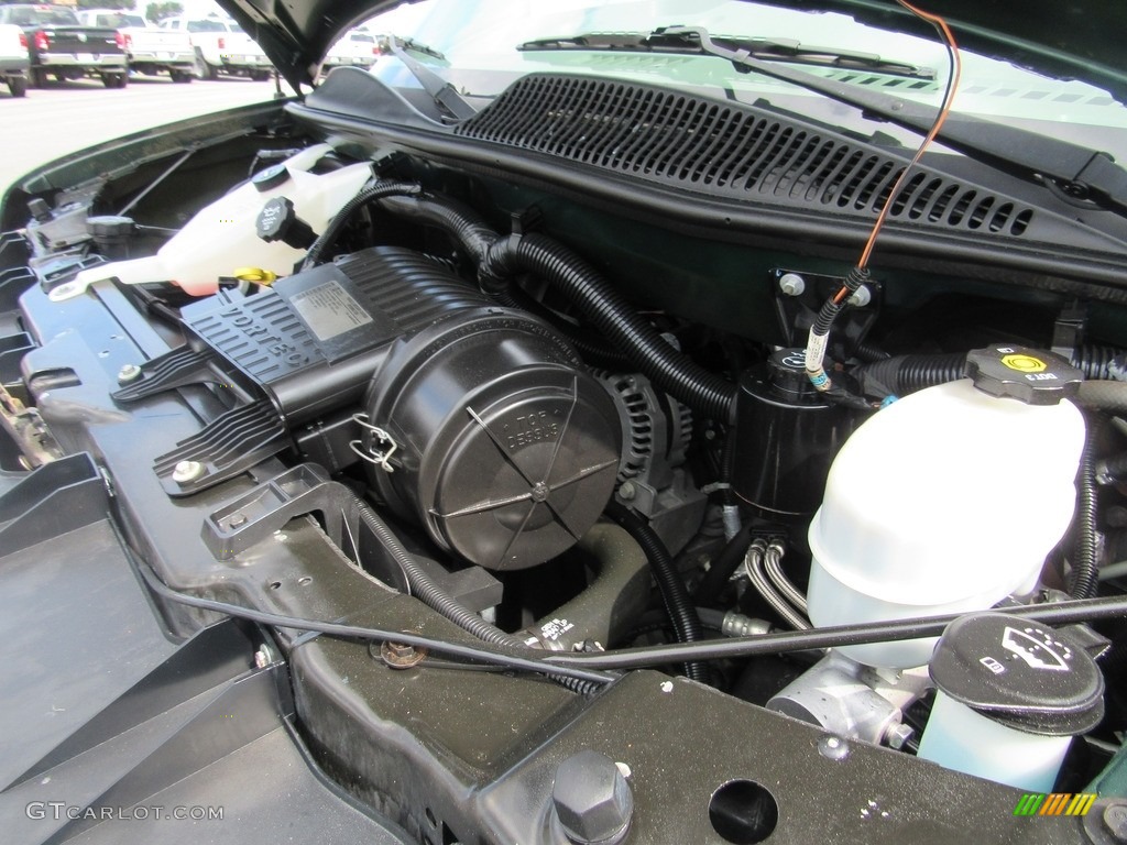 2010 Chevrolet Express LS 3500 Extended Passenger Van Engine Photos