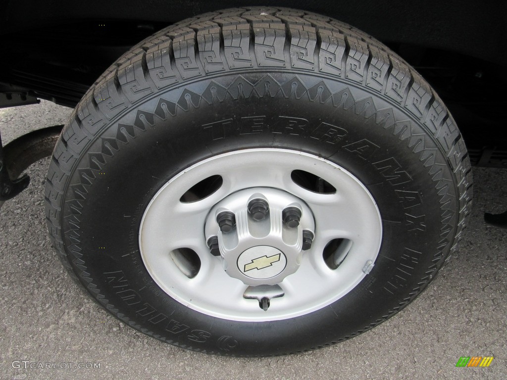 2010 Chevrolet Express LS 3500 Extended Passenger Van Wheel Photo #138620538