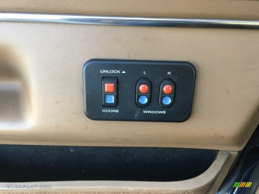 1990 Ford F150 XLT Lariat Regular Cab Controls Photo #138620985