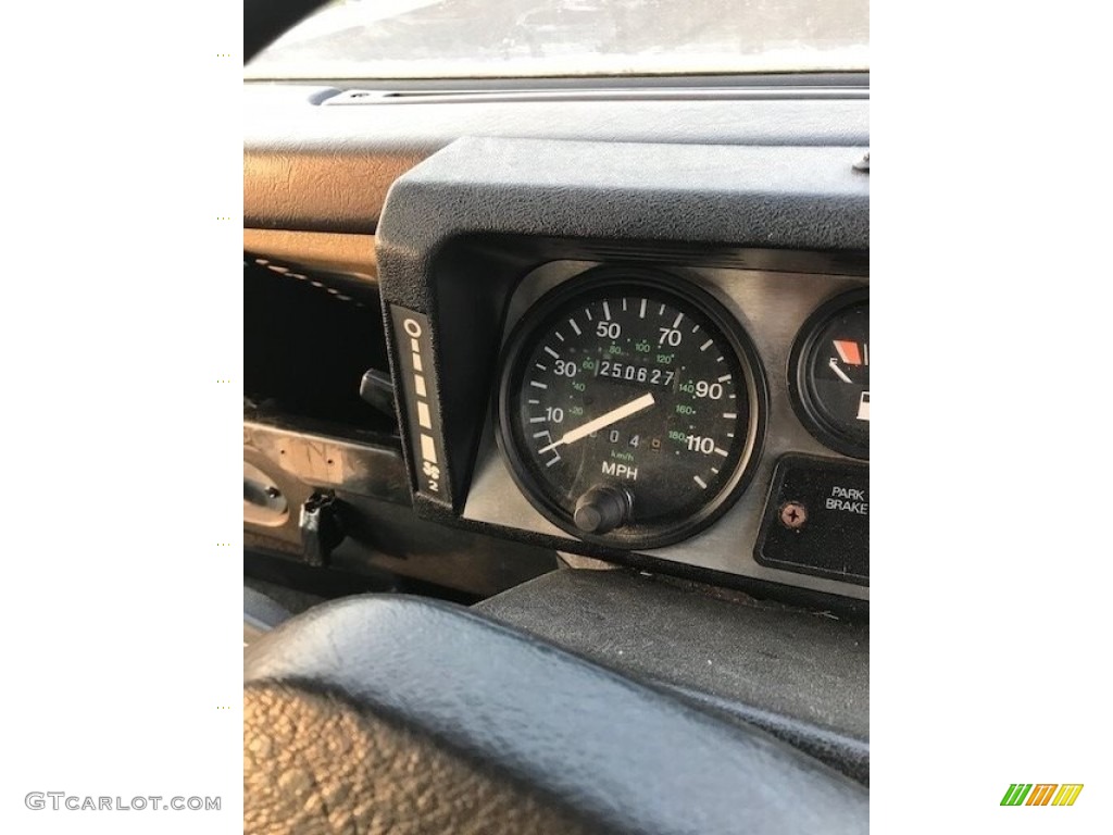1992 Land Rover Defender 110 Gauges Photos
