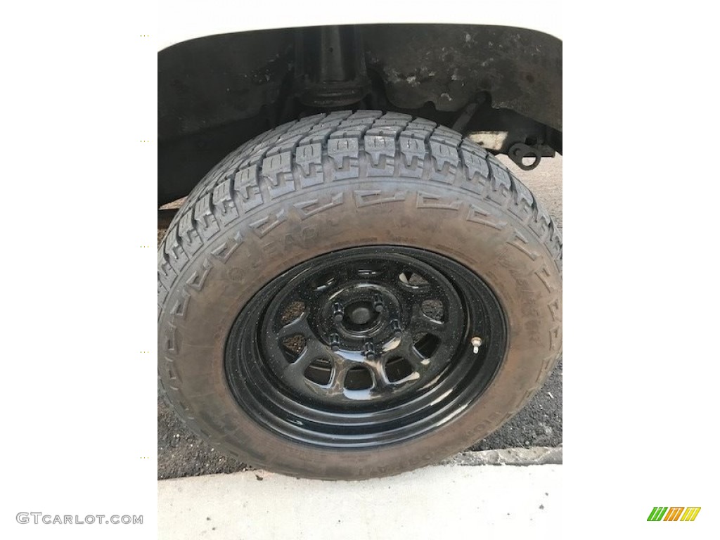 1992 Land Rover Defender 110 Wheel Photos