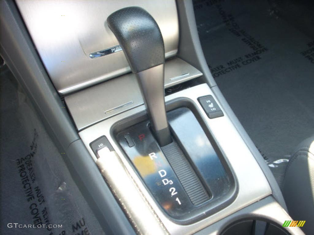 2006 Accord EX V6 Coupe - Alabaster Silver Metallic / Gray photo #14