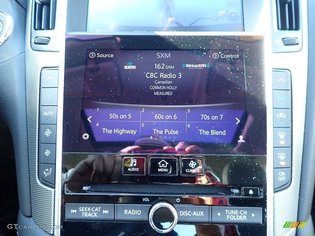 2016 Infiniti Q50 2.0t AWD Controls Photo #138627516