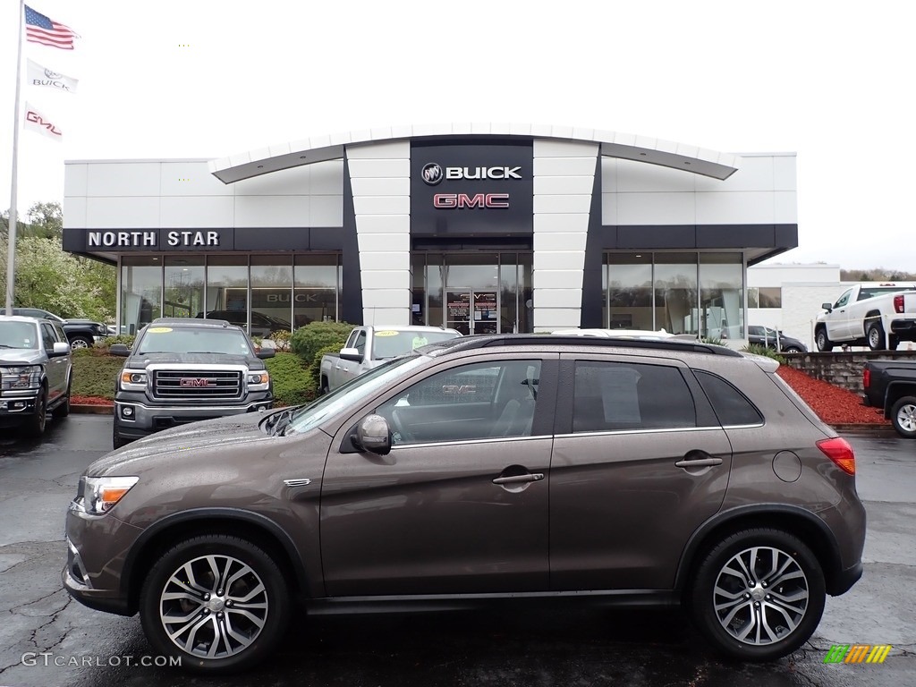 Quartz Brown Mitsubishi Outlander Sport