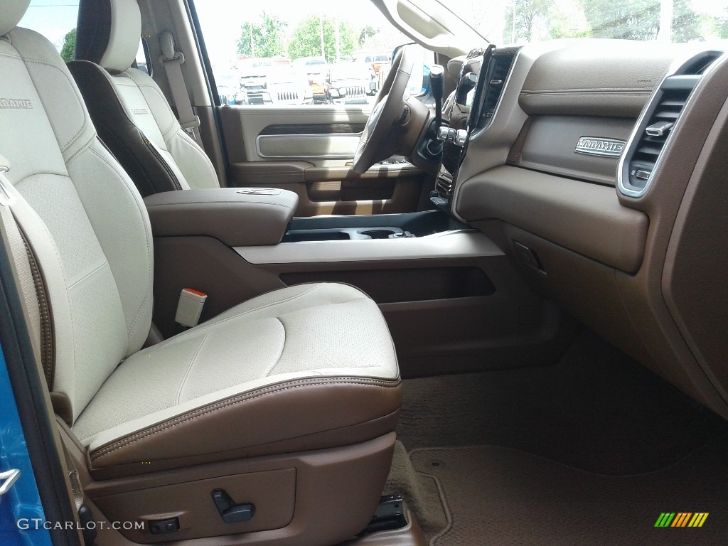 2020 2500 Laramie Crew Cab 4x4 - Hydro Blue Pearl / Mountain Brown/Light Frost Beige photo #19