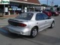 Ultra Silver Metallic - Sunfire SE Sedan Photo No. 2