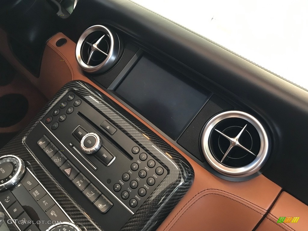 2012 Mercedes-Benz SLS AMG Roadster Controls Photo #138632460