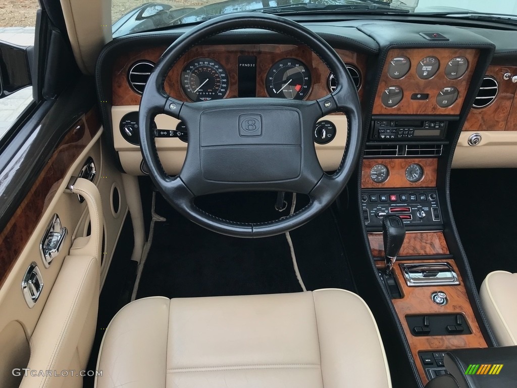 1996 Bentley Azure Standard Azure Model Magnolia Steering Wheel Photo #138636387