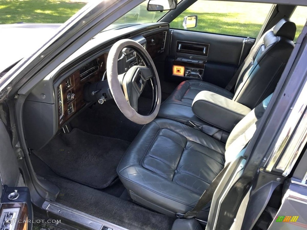 Gray Interior 1986 Cadillac Fleetwood Brougham Photo #138638165
