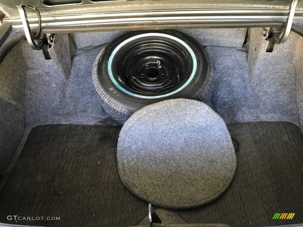 1986 Cadillac Fleetwood Brougham Trunk Photo #138638403