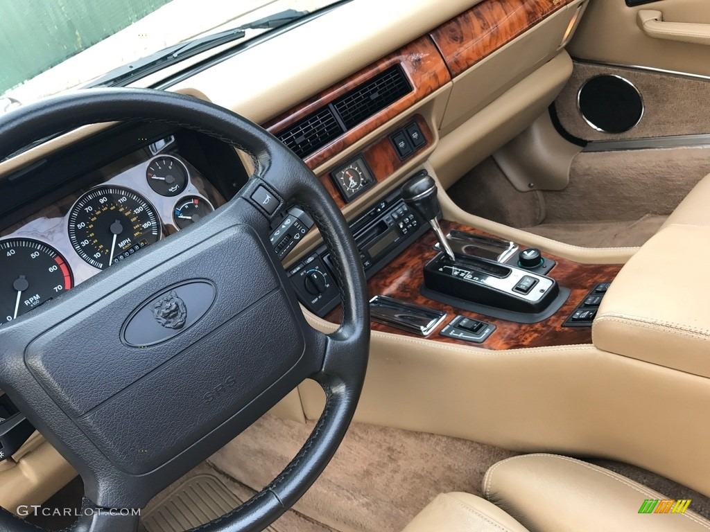 1995 XJ XJS Convertible - Glacier White / Coffee photo #46