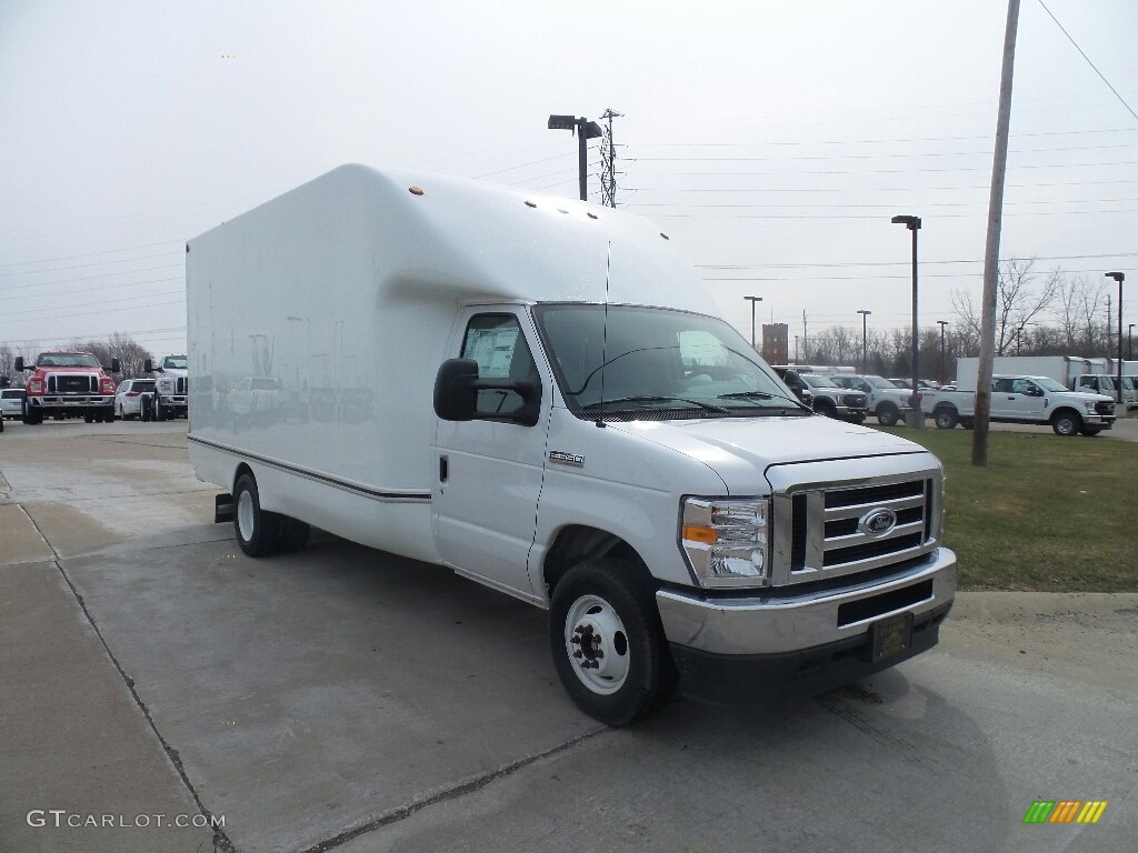 Oxford White 2021 Ford E Series Cutaway E350 Commercial Moving Truck Exterior Photo #138640287