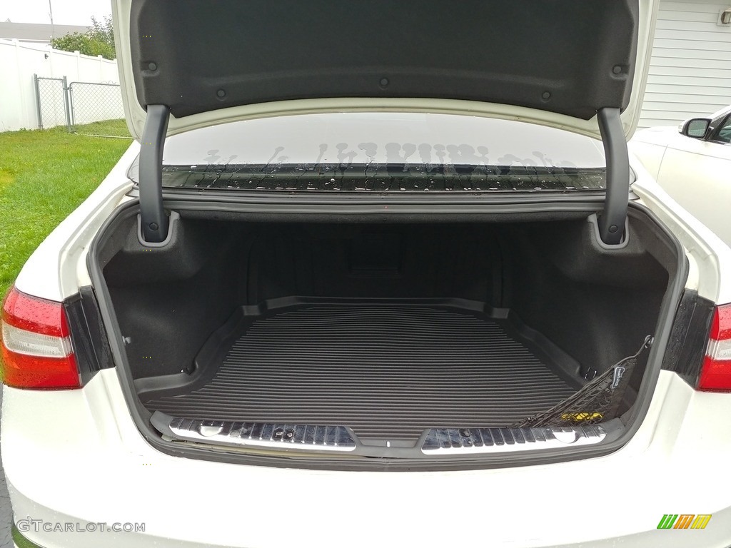 2016 Kia Cadenza Limited Trunk Photos