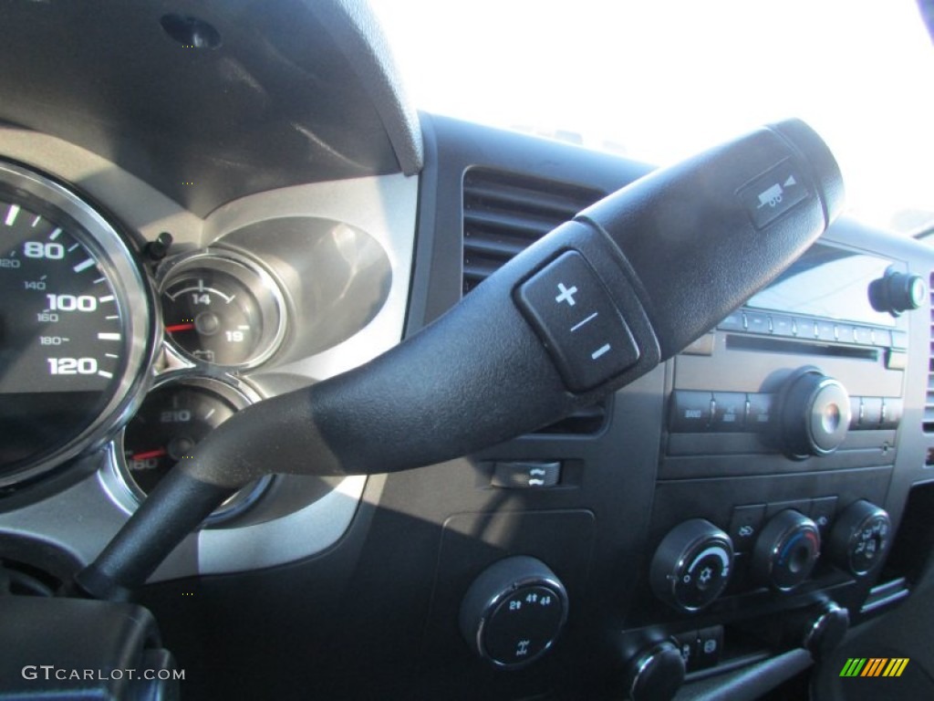 2014 Chevrolet Silverado 2500HD LS Crew Cab 4x4 Transmission Photos