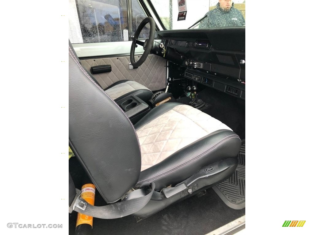 1980 International Scout II 4x4 Front Seat Photos