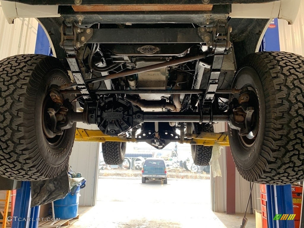 1980 International Scout II 4x4 Undercarriage Photo #138643044