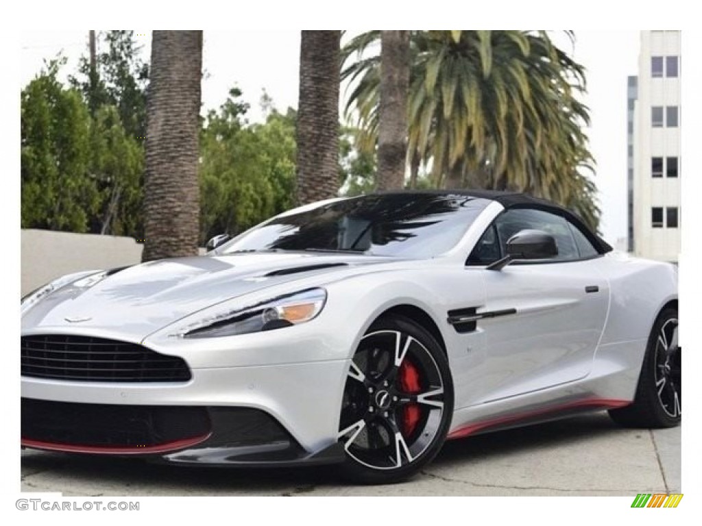 Lightning Silver 2018 Aston Martin Vanquish Volante S Exterior Photo #138644838