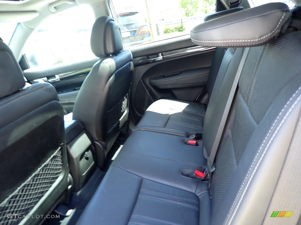 2013 Kia Sorento EX AWD Rear Seat Photos