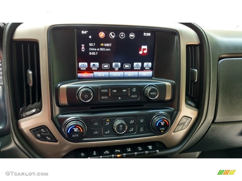 2016 GMC Sierra 2500HD Denali Crew Cab 4x4 Controls Photo #138647061