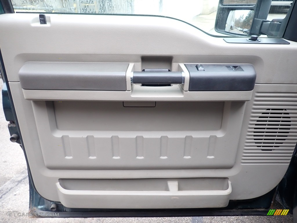 2008 Ford F550 Super Duty XL Regular Cab 4x4 Dump Truck Medium Stone Door Panel Photo #138649194