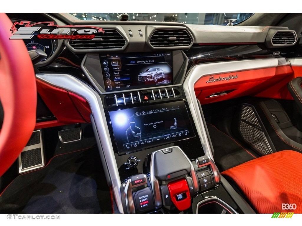 2019 Urus AWD - Bianco Icarus Metallic / Arancio Leonis/Nero Ade photo #26