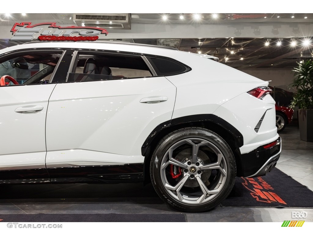 2019 Urus AWD - Bianco Icarus Metallic / Arancio Leonis/Nero Ade photo #50